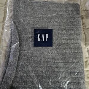 Gap Bouncle Double Unisex Grey Scarf-wrap Char509 New in Package!